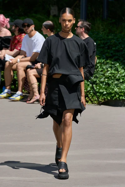 Look 38